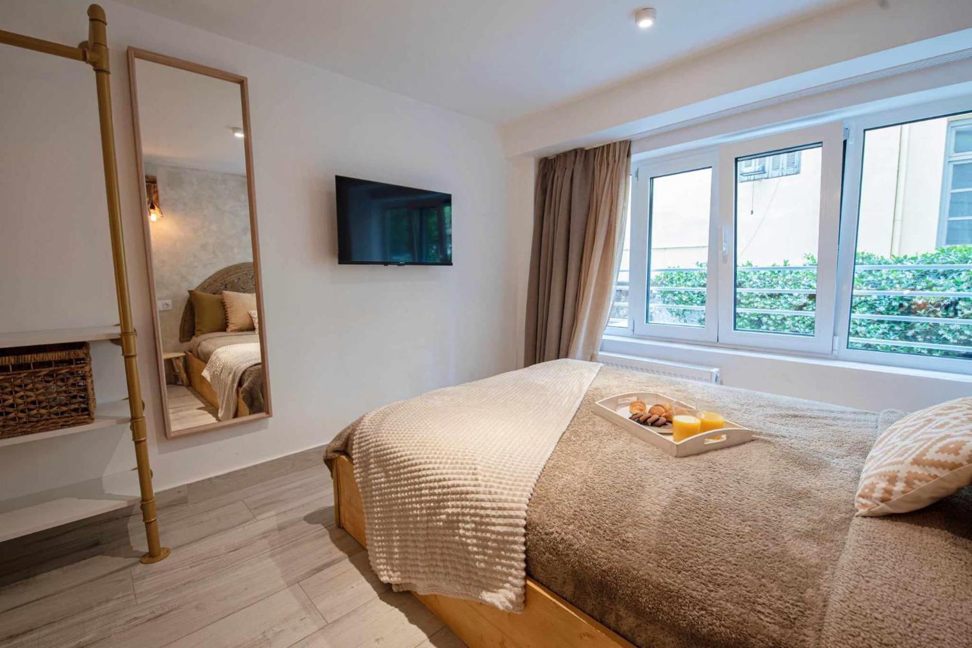 Namaste Lofts Near Seaside Leilighet Thessaloníki Eksteriør bilde